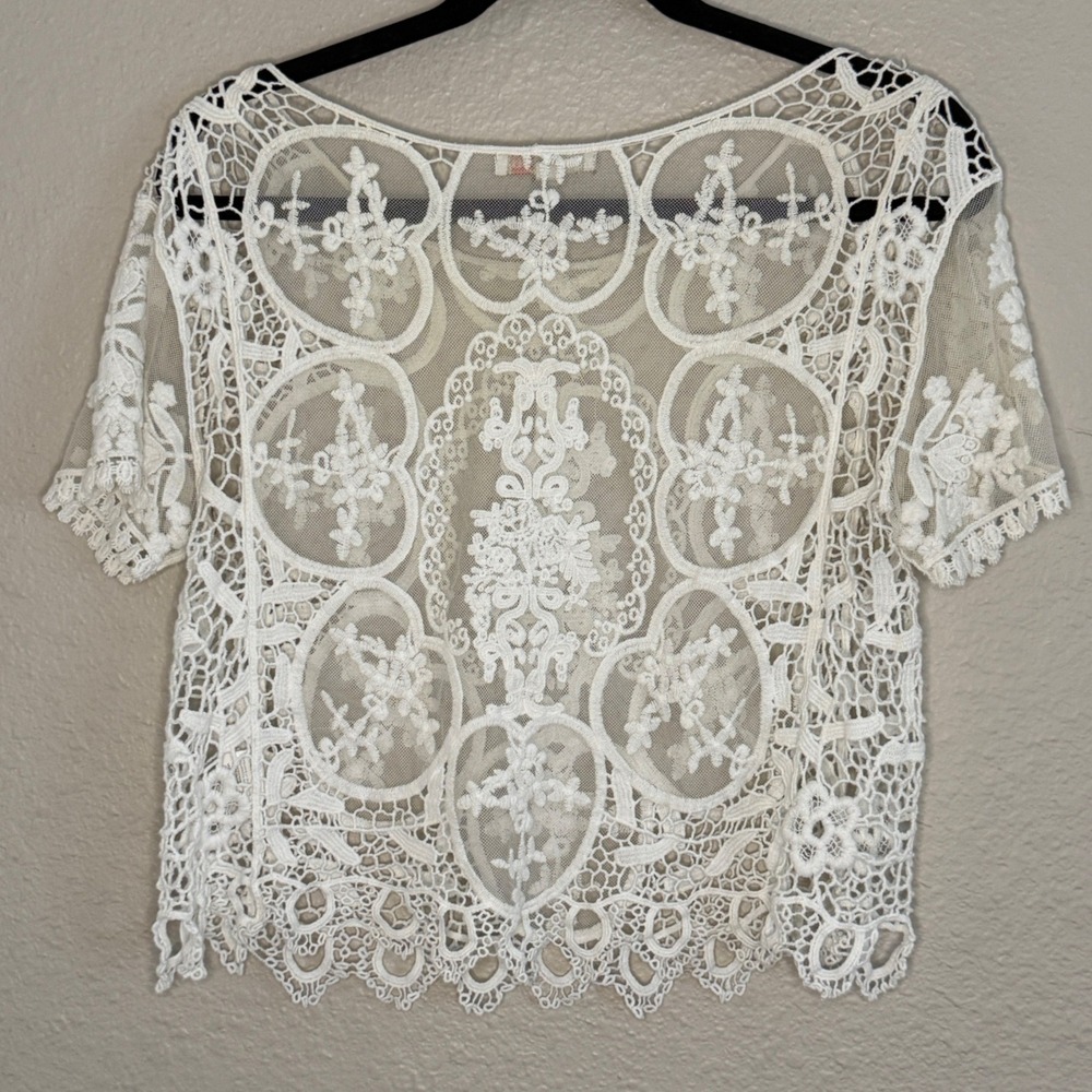 Boho Crochet Festival Sheer Mesh White Lace Crop Top Womens Small Coquette Retro - Picture 2 of 7